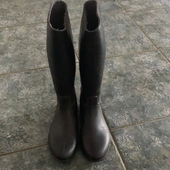 Made in France, tall equestrian rain boot black (from apple saddlery) - Picture 1 of 7
